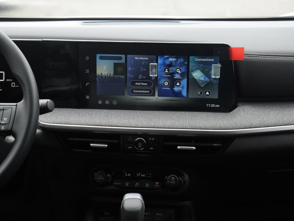 New 2026 Nissan Kicks SV FWD image 28