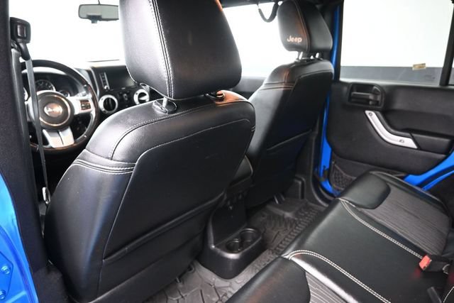 Used 2014 Jeep Wrangler Unlimited Sport AWD/4WD image 21