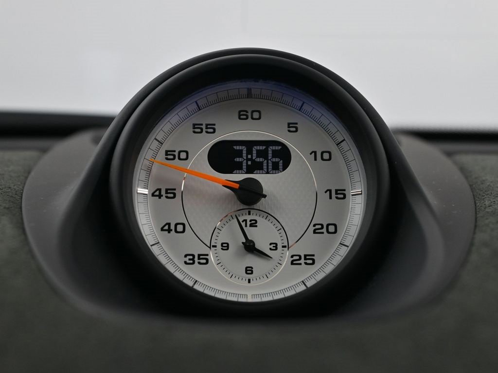 Used 2023 Porsche 718 Cayman GT4 RS image 10