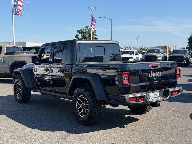 Used 2024 Jeep Gladiator Rubicon w/ Convenience Group AWD/4WD image 11