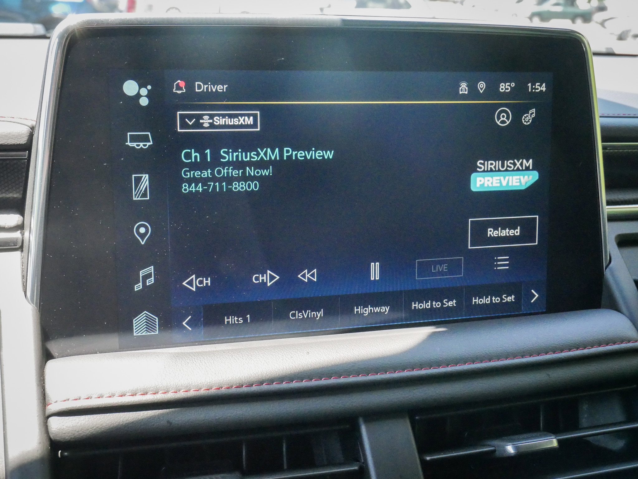 Used 2024 Chevrolet Suburban RST RWD image 23