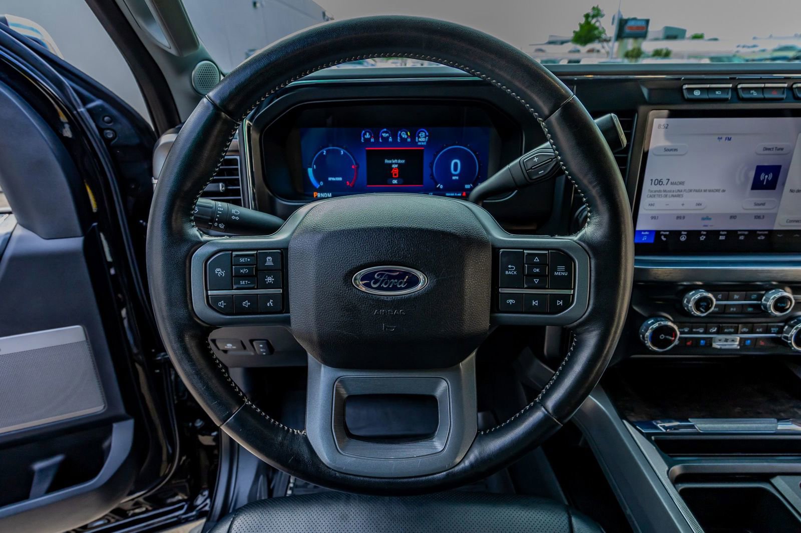 Used 2024 Ford F350 Lariat w/ Lariat Ultimate Package image 19