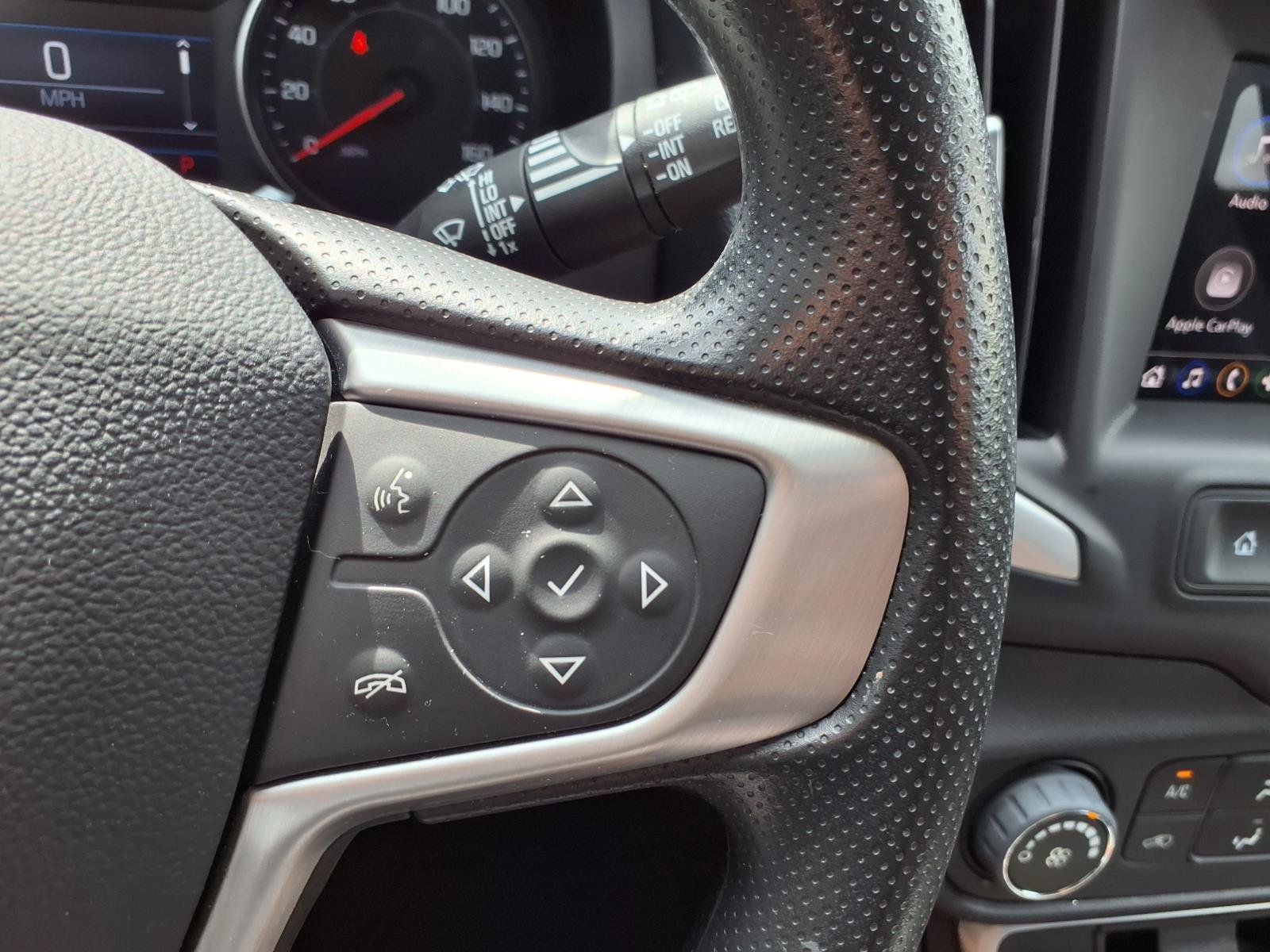 Used 2024 GMC Terrain SLE FWD image 15