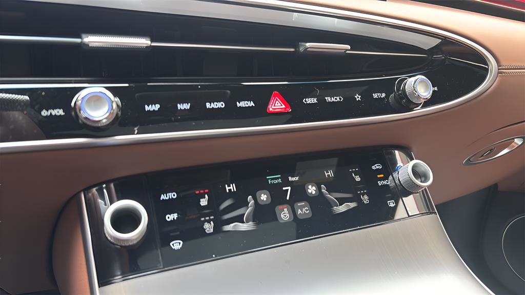 New 2026 Genesis GV70 2.5T Advanced image 24