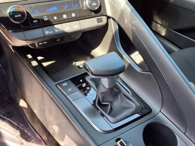 Certified 2025 Hyundai Elantra Sport FWD image 25