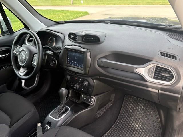 Used 2021 Jeep Renegade Latitude w/ Convenience Group FWD image 13
