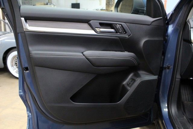 New 2026 GMC Terrain Denali w/ LPO, Floor Liner Package AWD/4WD image 17