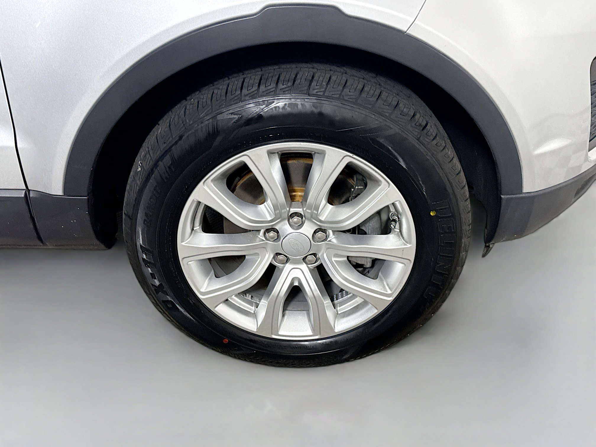 Used 2018 Land Rover Range Rover Evoque SE AWD/4WD image 32