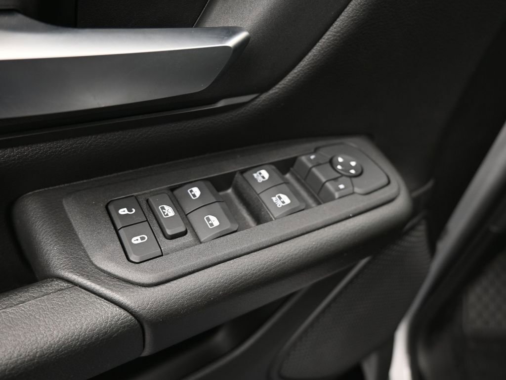 New 2026 RAM 1500 Classic Warlock image 12