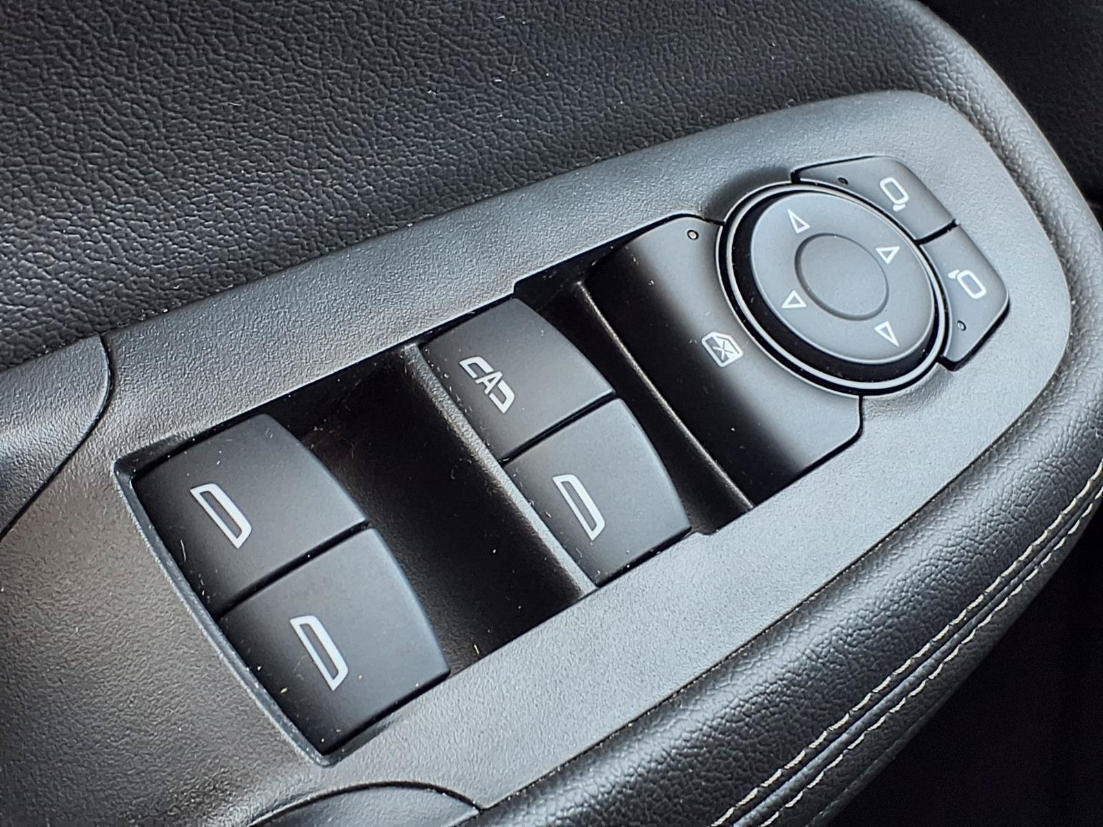 Used 2024 Buick Encore GX Preferred FWD image 21