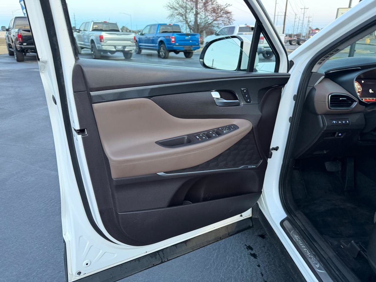 Used 2022 Hyundai Santa Fe Limited AWD/4WD image 13