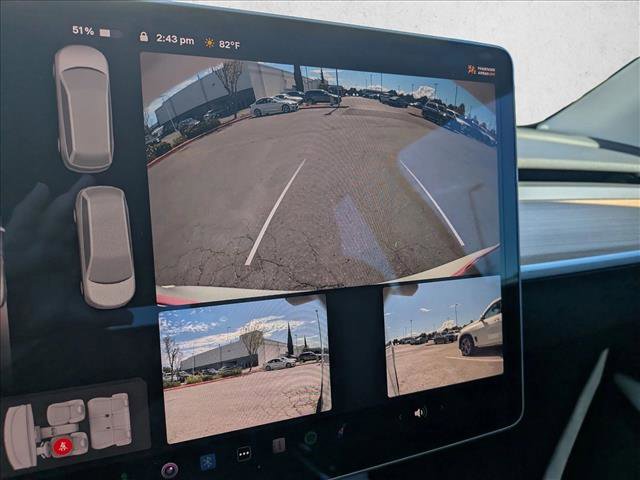 Used 2022 Tesla Model Y Long Range image 14