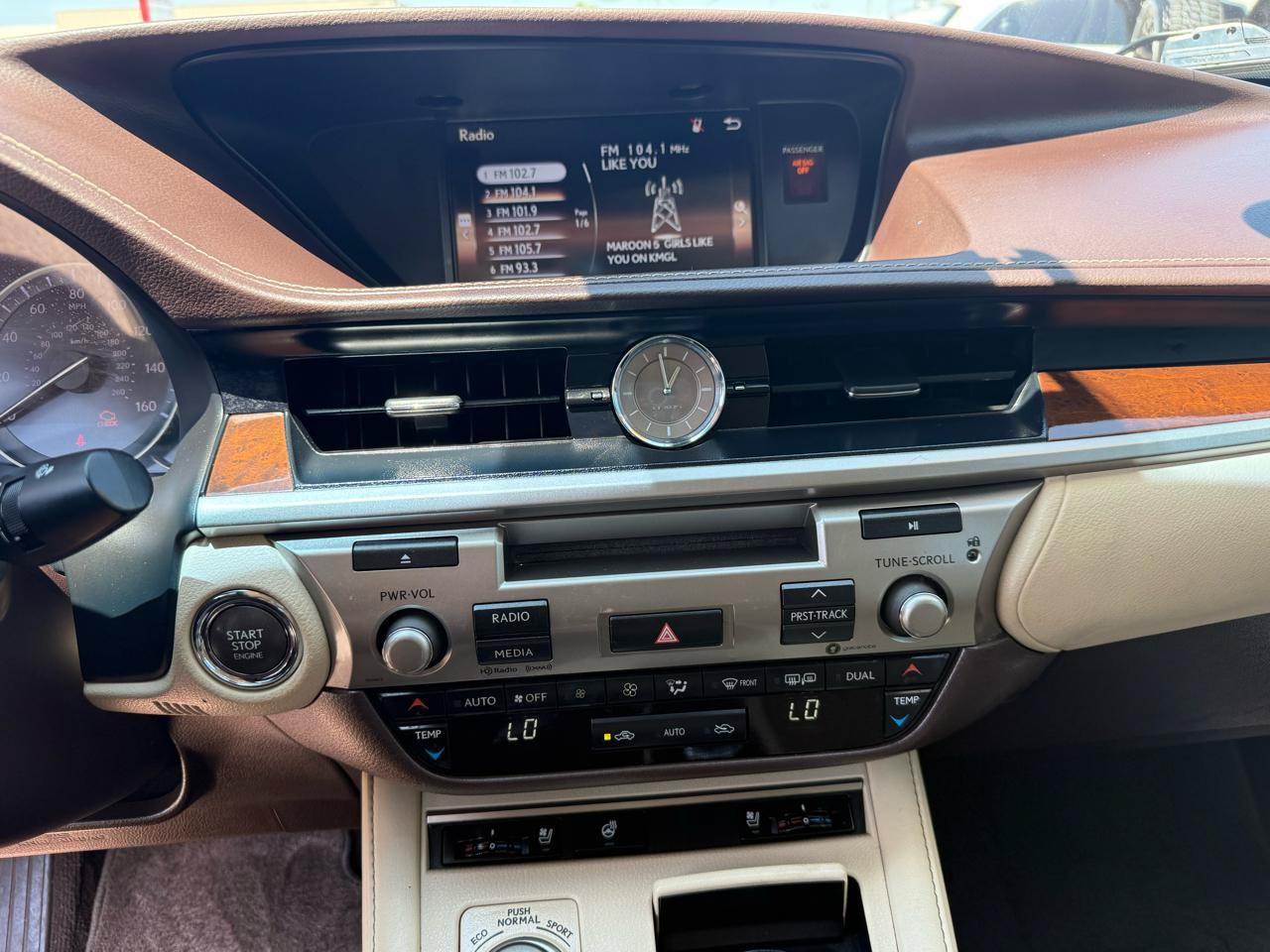 Used 2017 Lexus ES 350 w/ Premium Package FWD image 18