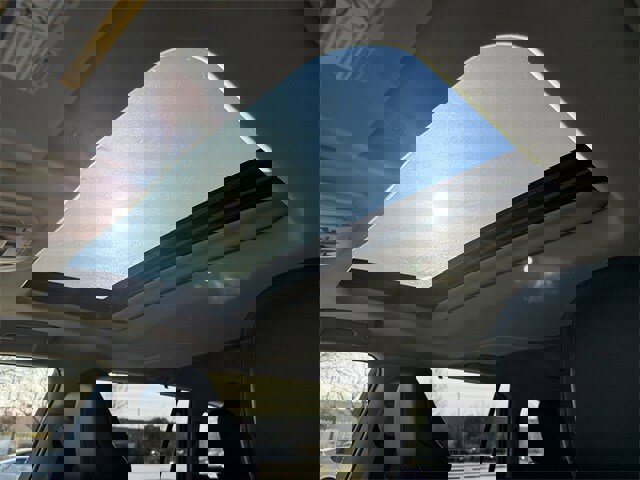 Used 2022 Toyota Highlander Limited image 27