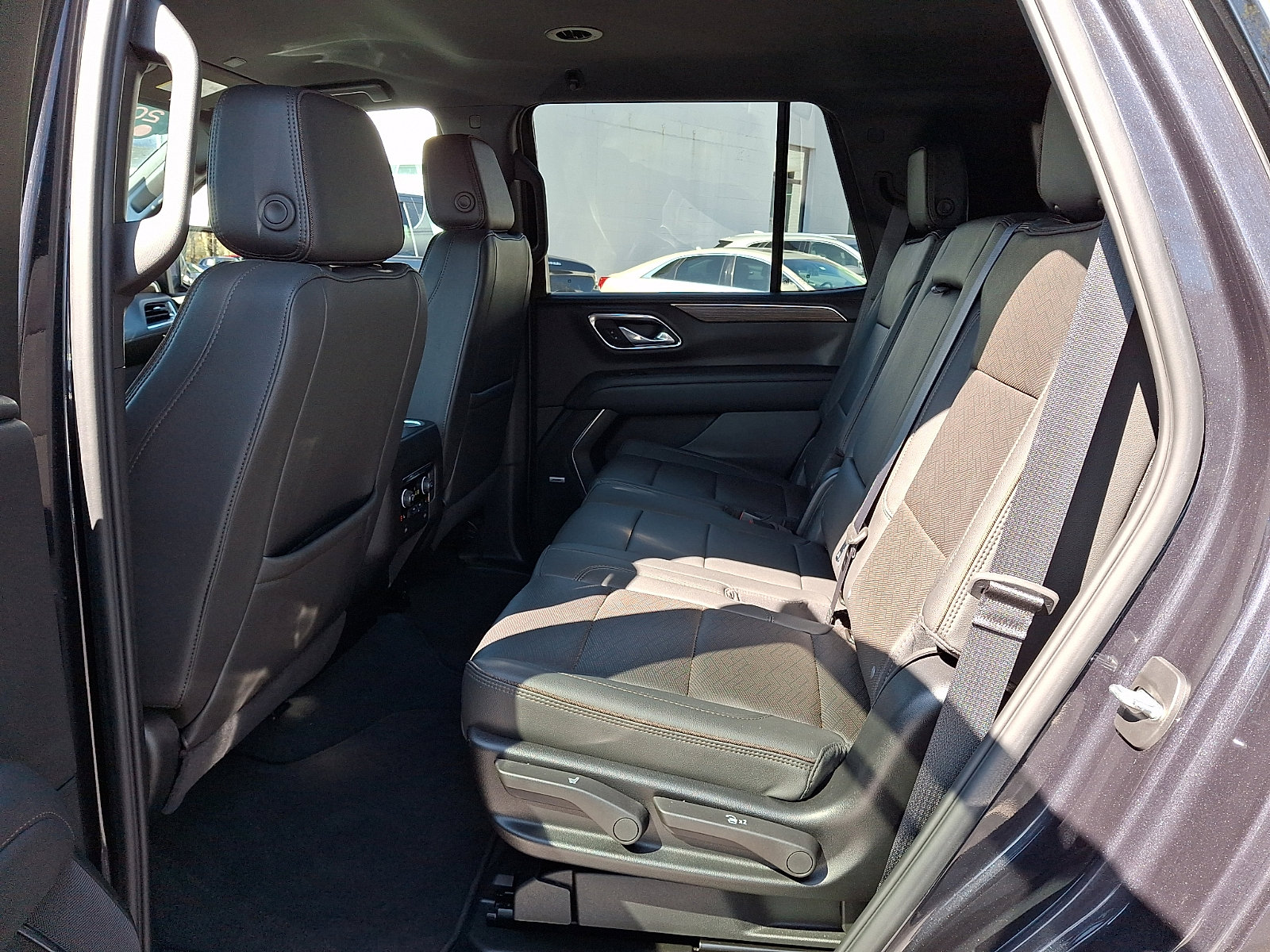 Certified 2024 Chevrolet Tahoe High Country image 11