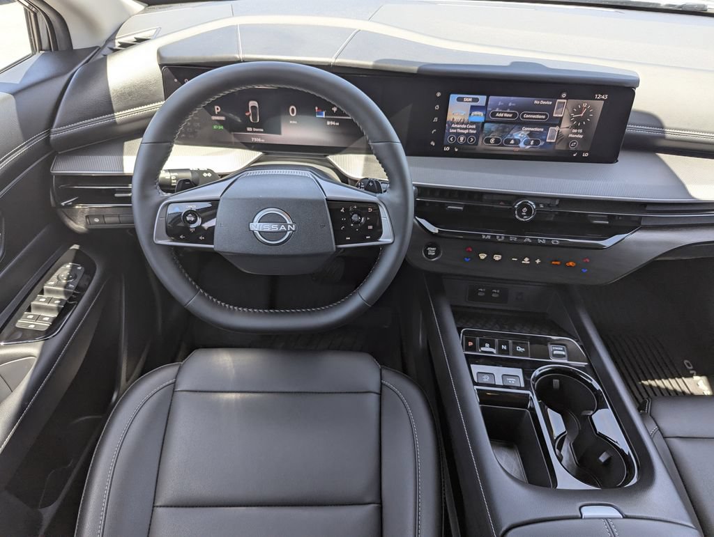 Used 2025 Nissan Murano SV FWD image 12