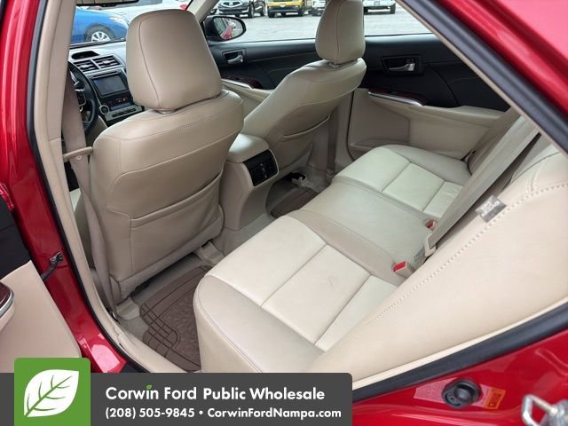Used 2014 Toyota Camry XLE w/ Leather Package FWD image 28