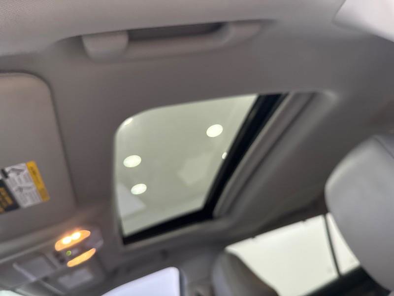 Used 2021 Toyota Highlander Limited image 47