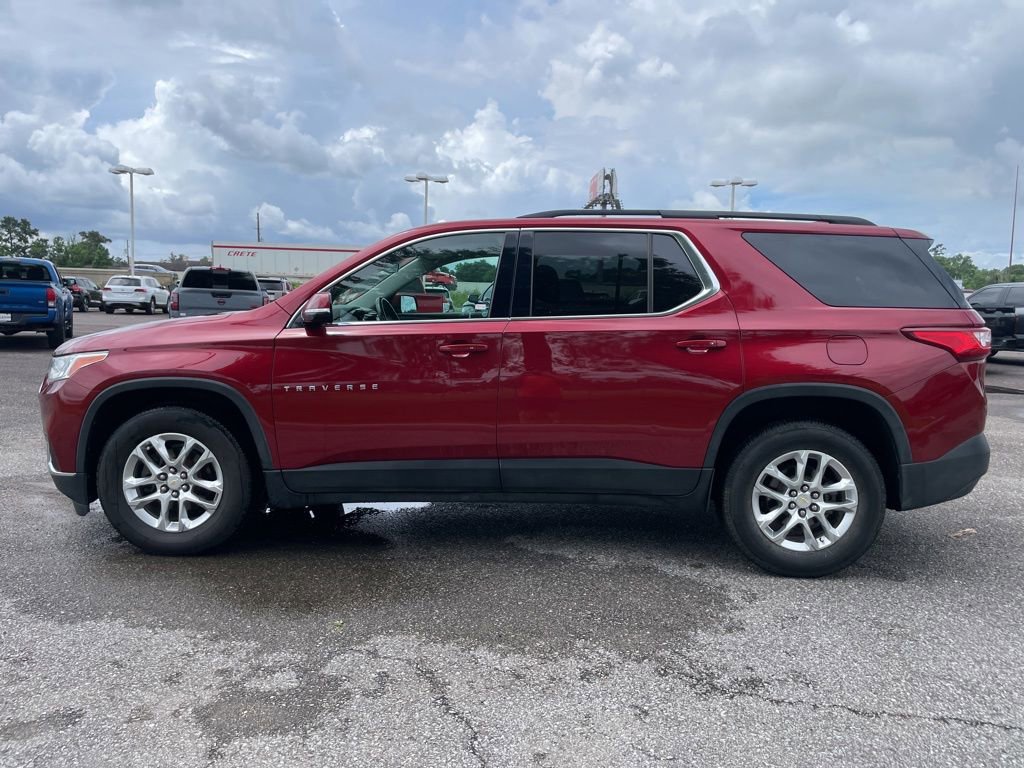 Used 2019 Chevrolet Traverse LT FWD image 17