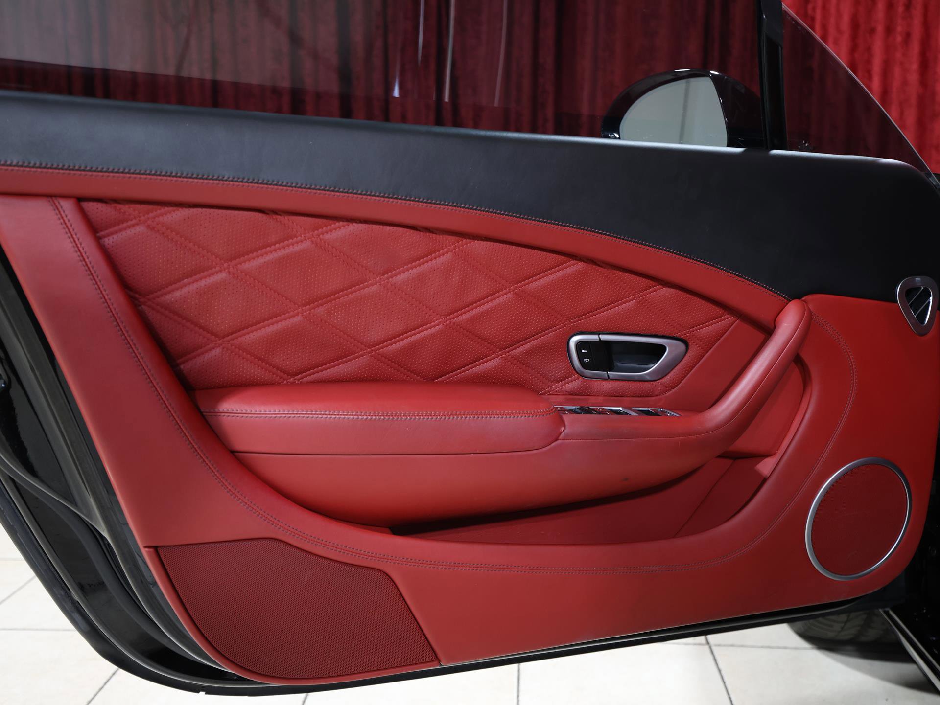 Used 2015 Bentley Continental GT AWD/4WD image 11