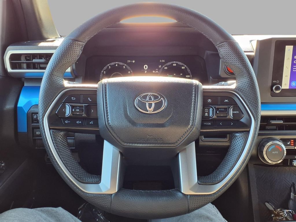 Used 2025 Toyota Tacoma TRD Off-Road image 15