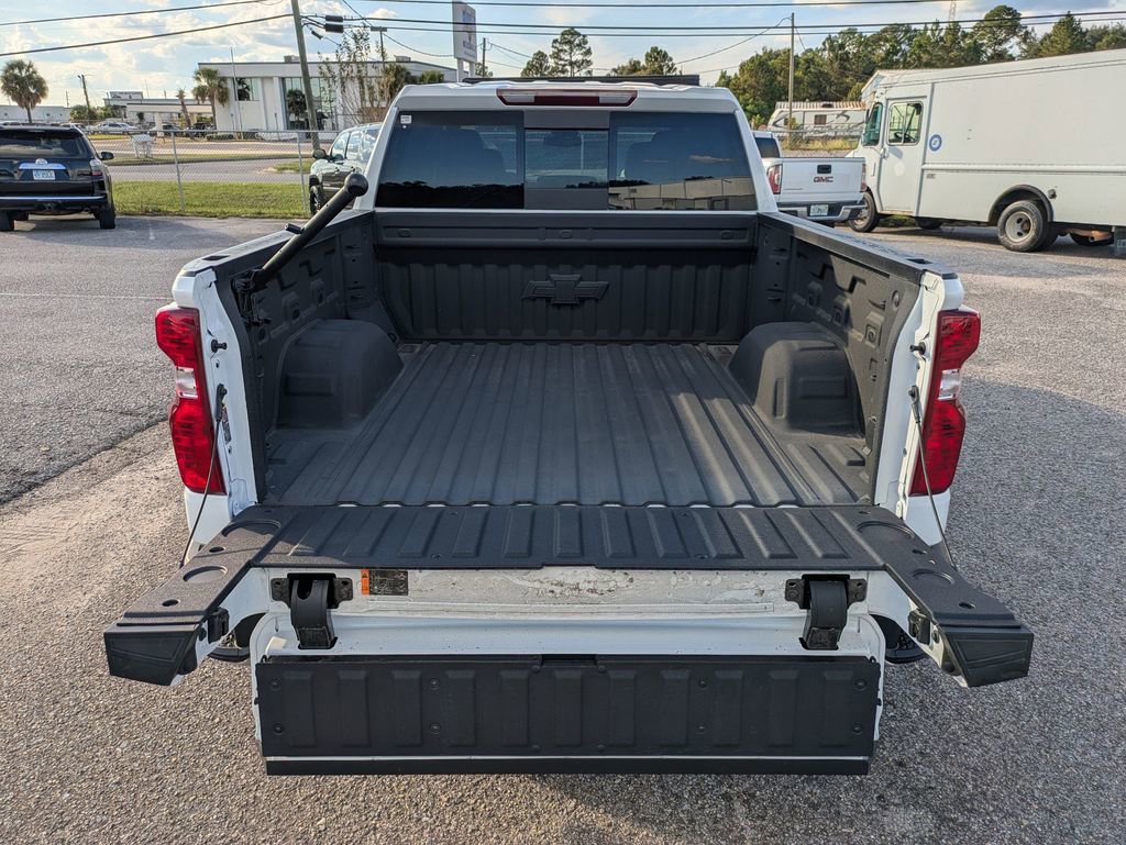 New 2025 Chevrolet Silverado 1500 LT w/ Safety Package image 31