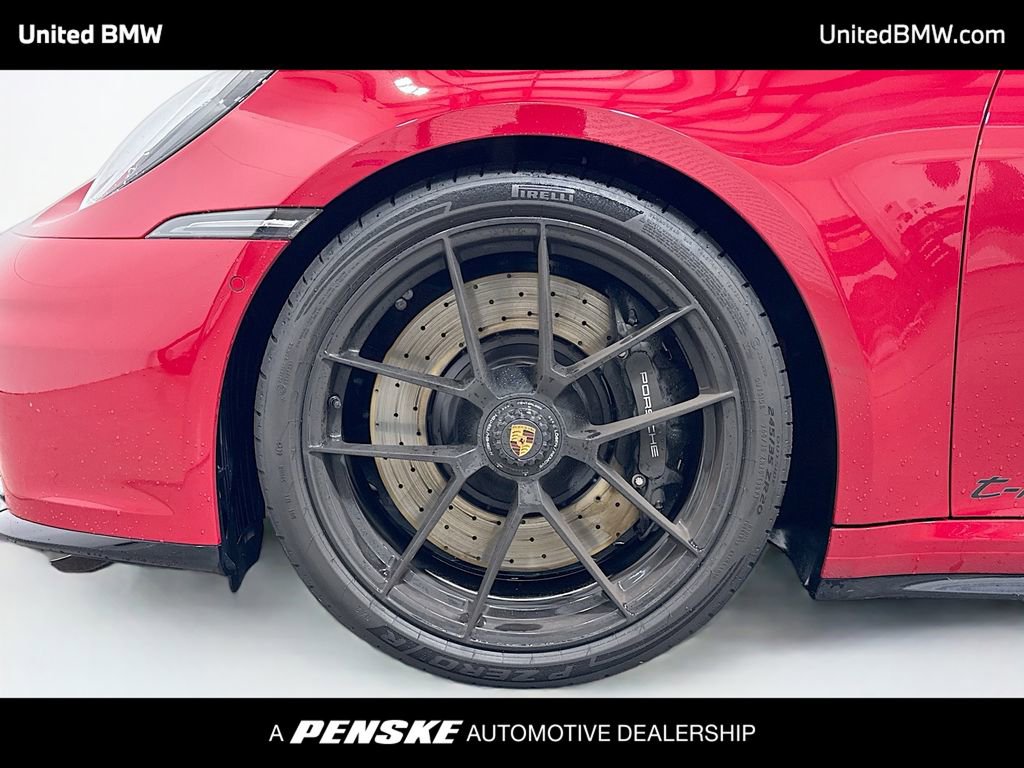 Used 2026 Porsche 911 Carrera GTS RWD image 2