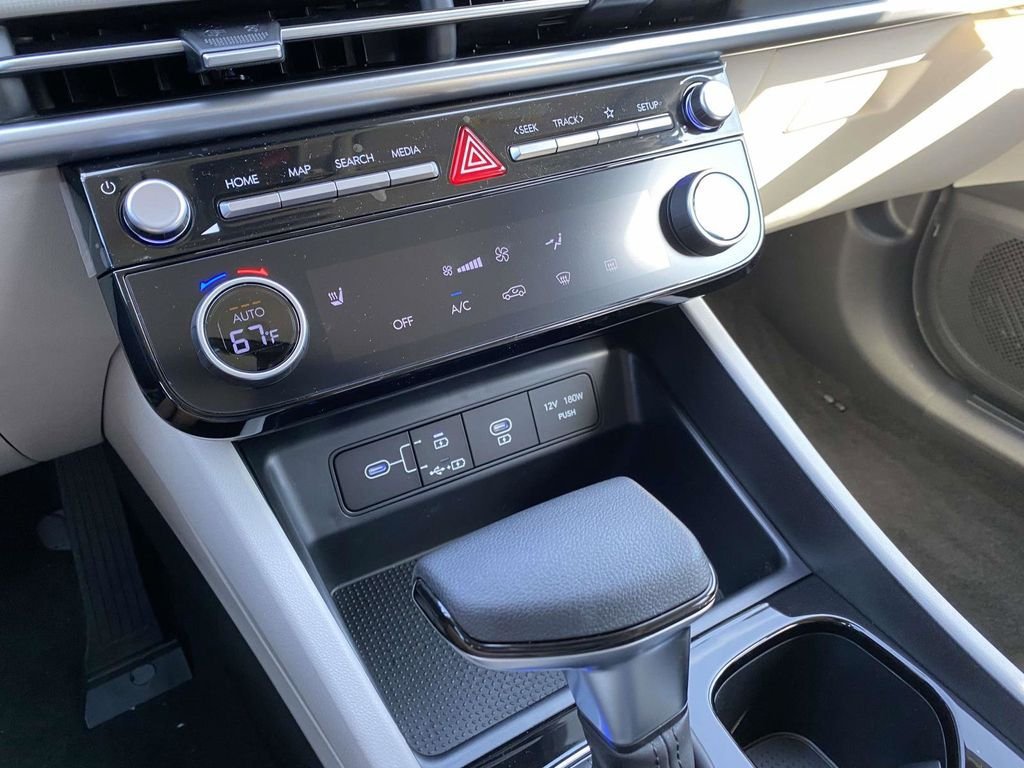New 2026 Hyundai Tucson SEL Plus FWD image 18