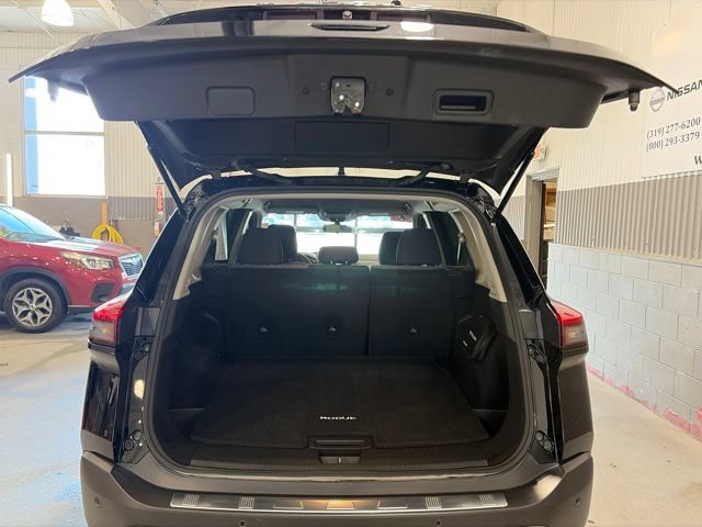 Certified 2023 Nissan Rogue SV AWD/4WD image 13