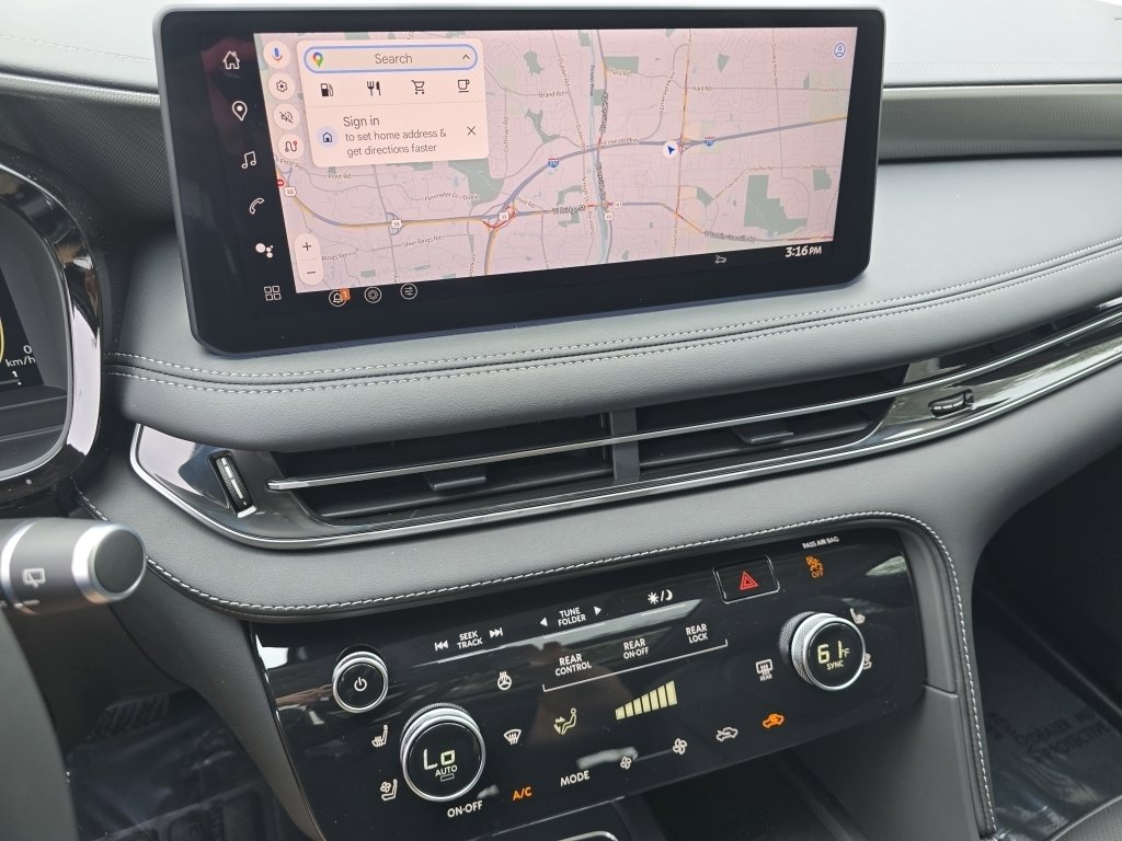 New 2026 INFINITI QX60 Luxe w/ Cargo Package image 33