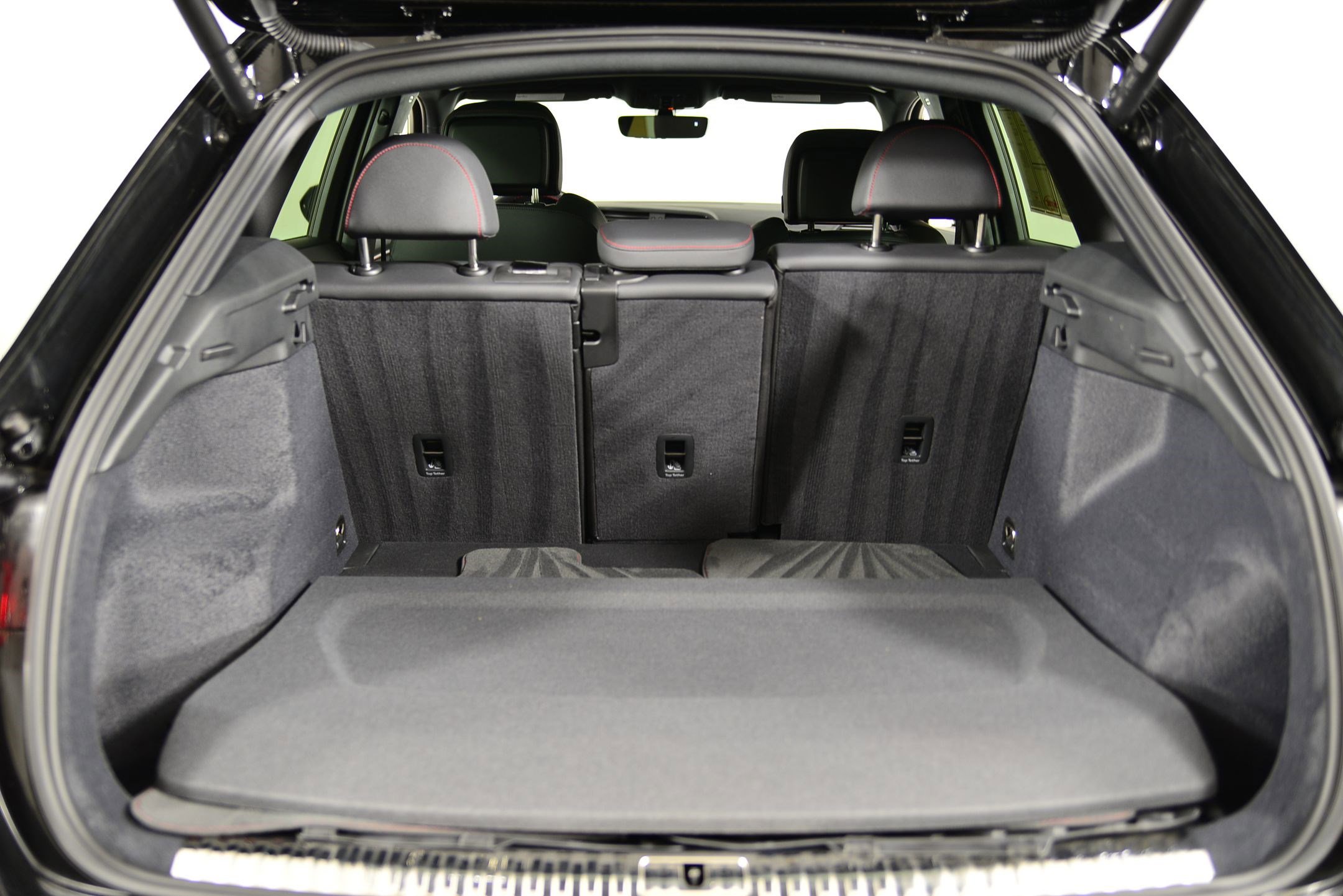 Certified 2025 Audi Q3 2.0T Premium Plus w/ Premium Plus Package image 24