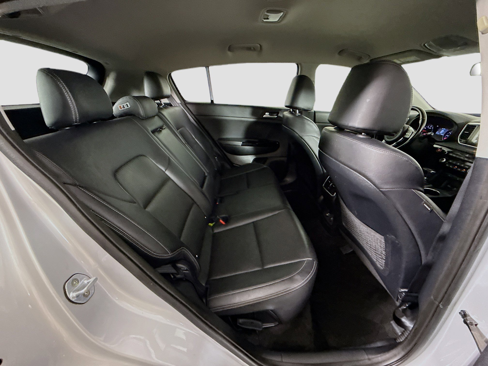 Used 2020 Kia Sportage EX image 27