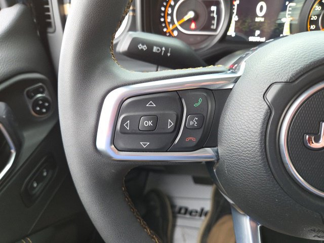Used 2024 Jeep Wrangler Unlimited Sahara w/ Technology Group AWD/4WD image 62