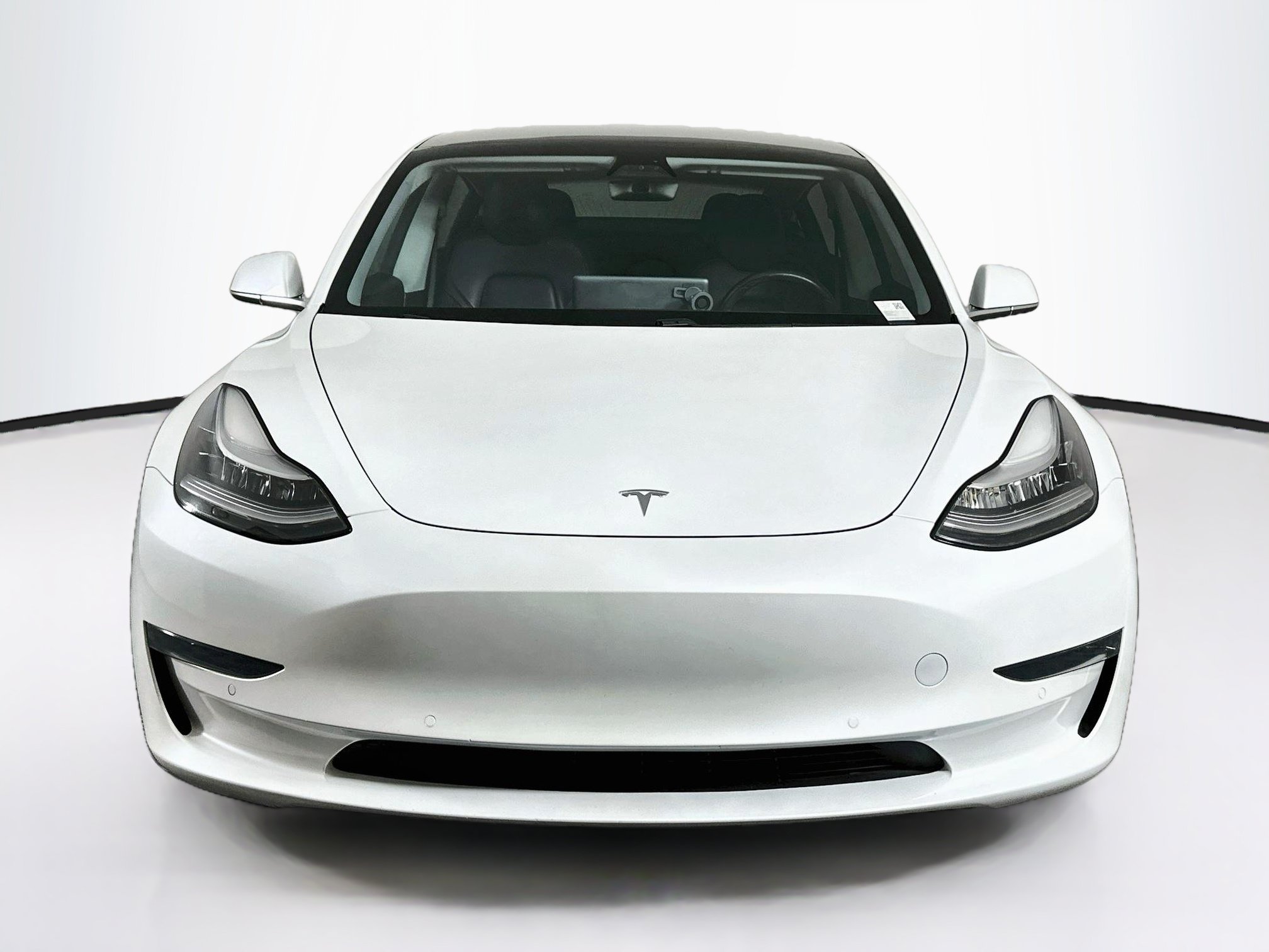 Used 2020 Tesla Model 3 Standard Range Plus RWD image 2