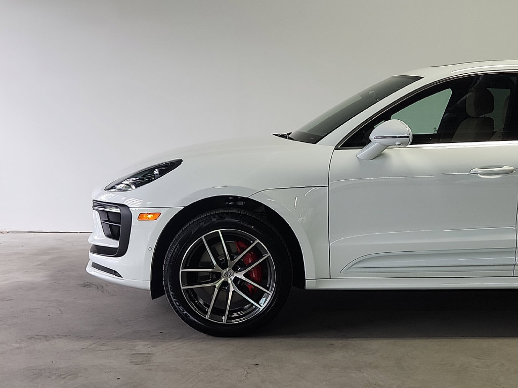 New 2026 Porsche Macan S AWD/4WD image 6
