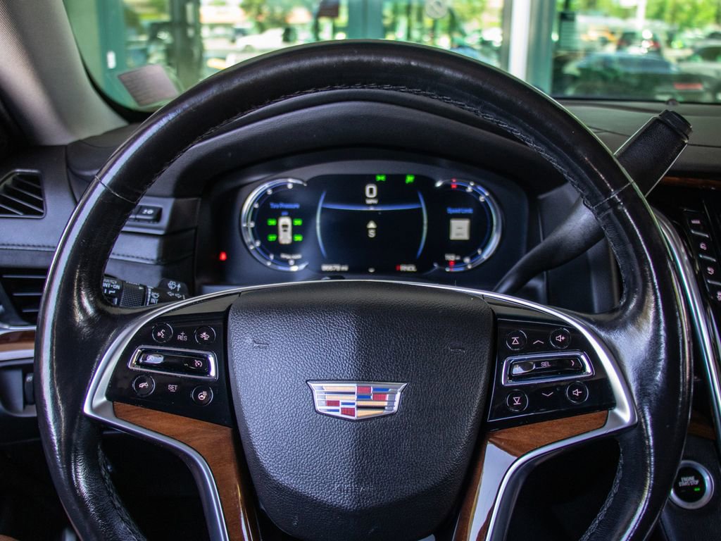 Used 2017 Cadillac Escalade ESV Premium Luxury AWD/4WD image 13