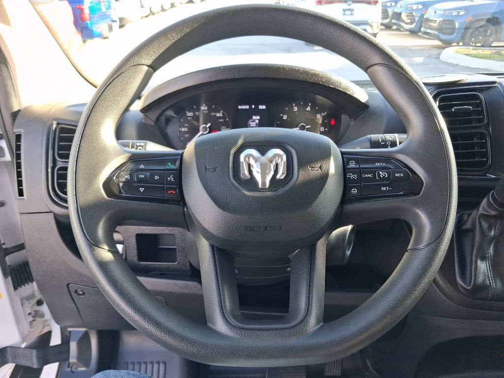 Used 2025 RAM ProMaster 2500 w/ Convenience Group FWD image 15