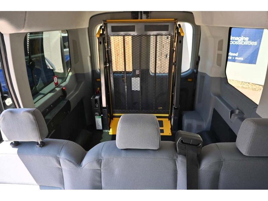 Used 2019 Ford Transit 150 XL image 19