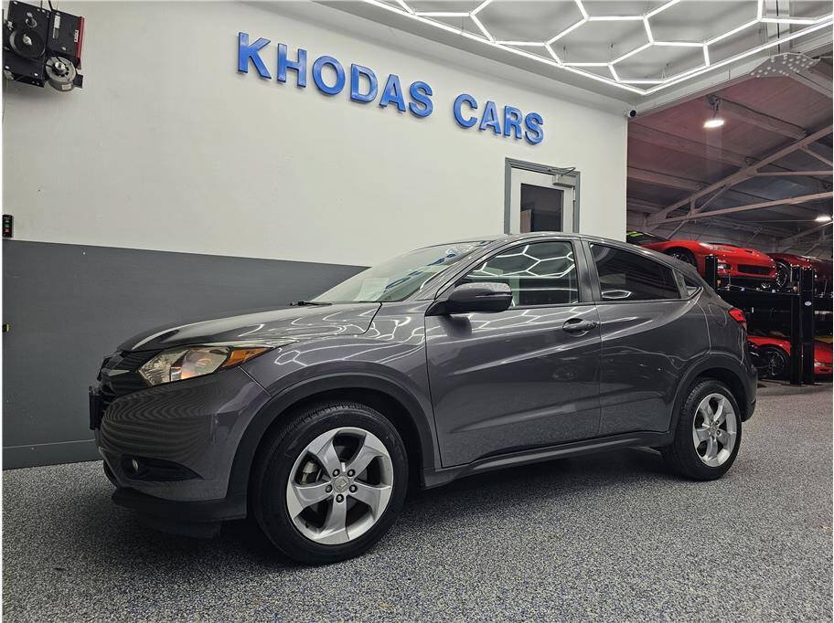 Used 2016 Honda HR-V EX image 2
