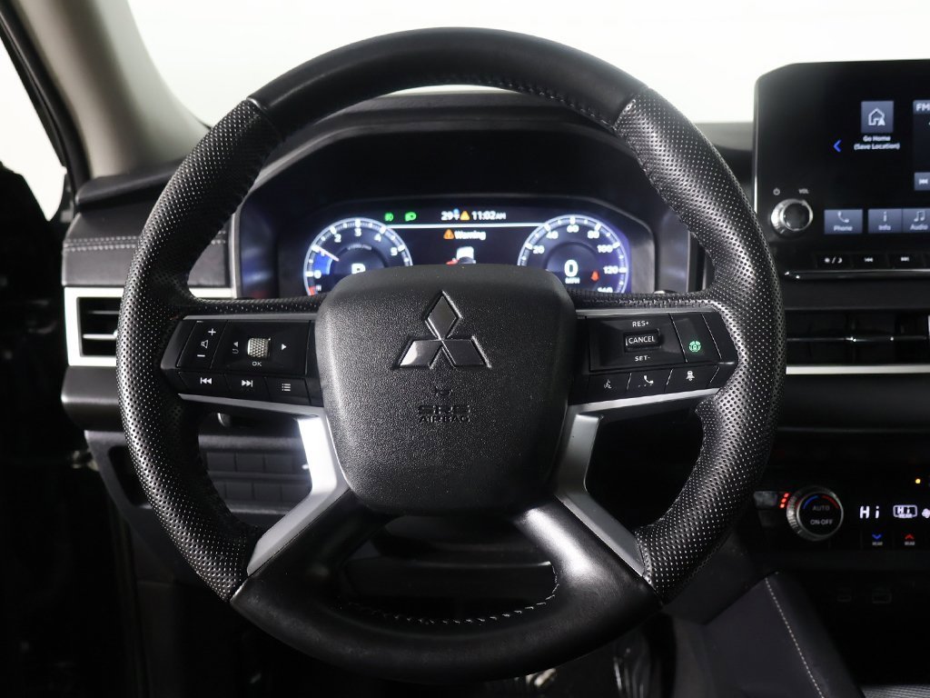 Used 2023 Mitsubishi Outlander SEL image 34