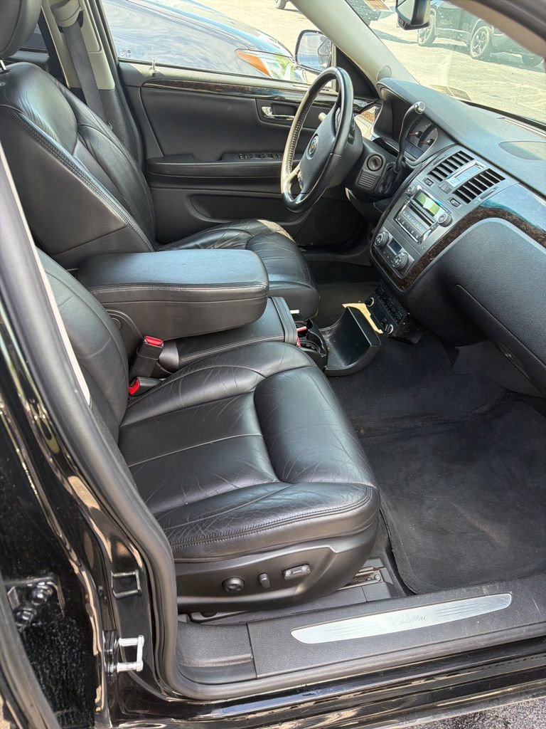 Used 2009 Cadillac DTS Limousine FWD image 4
