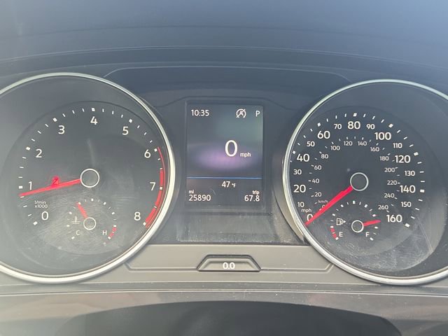 Used 2019 Volkswagen Tiguan SE image 9