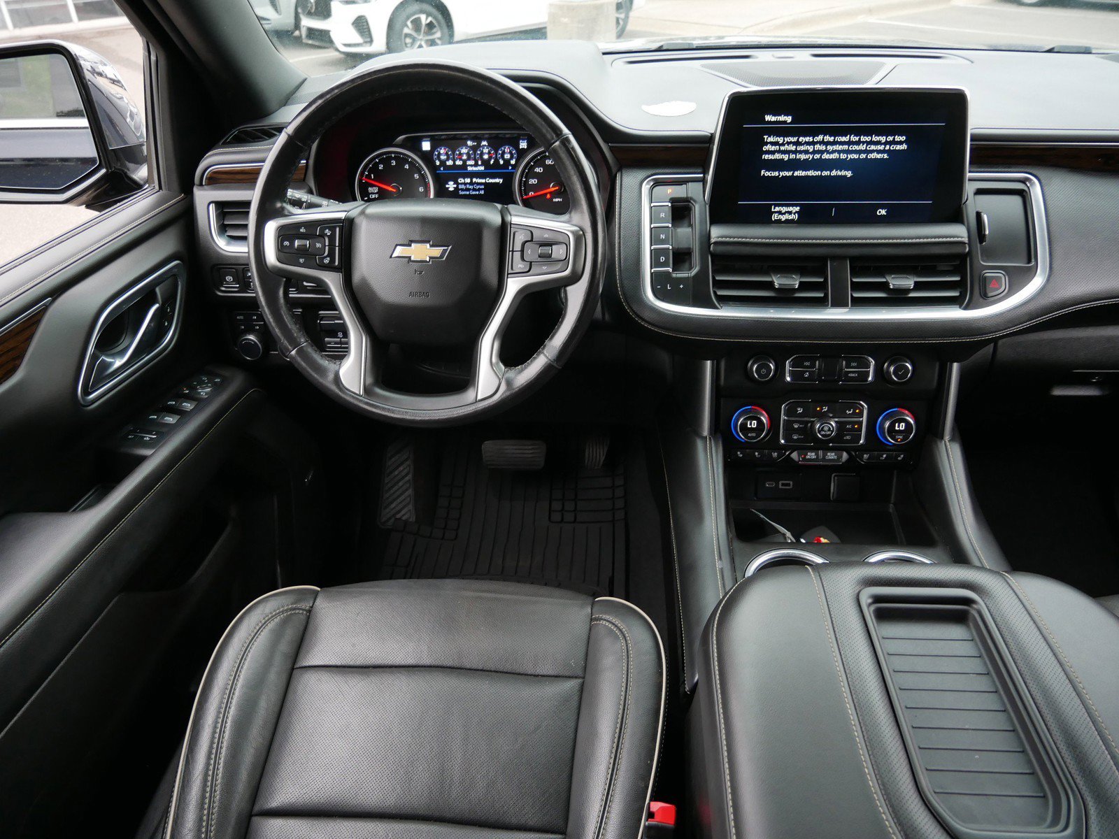 Used 2021 Chevrolet Tahoe Premier w/ Premium Package AWD/4WD image 12