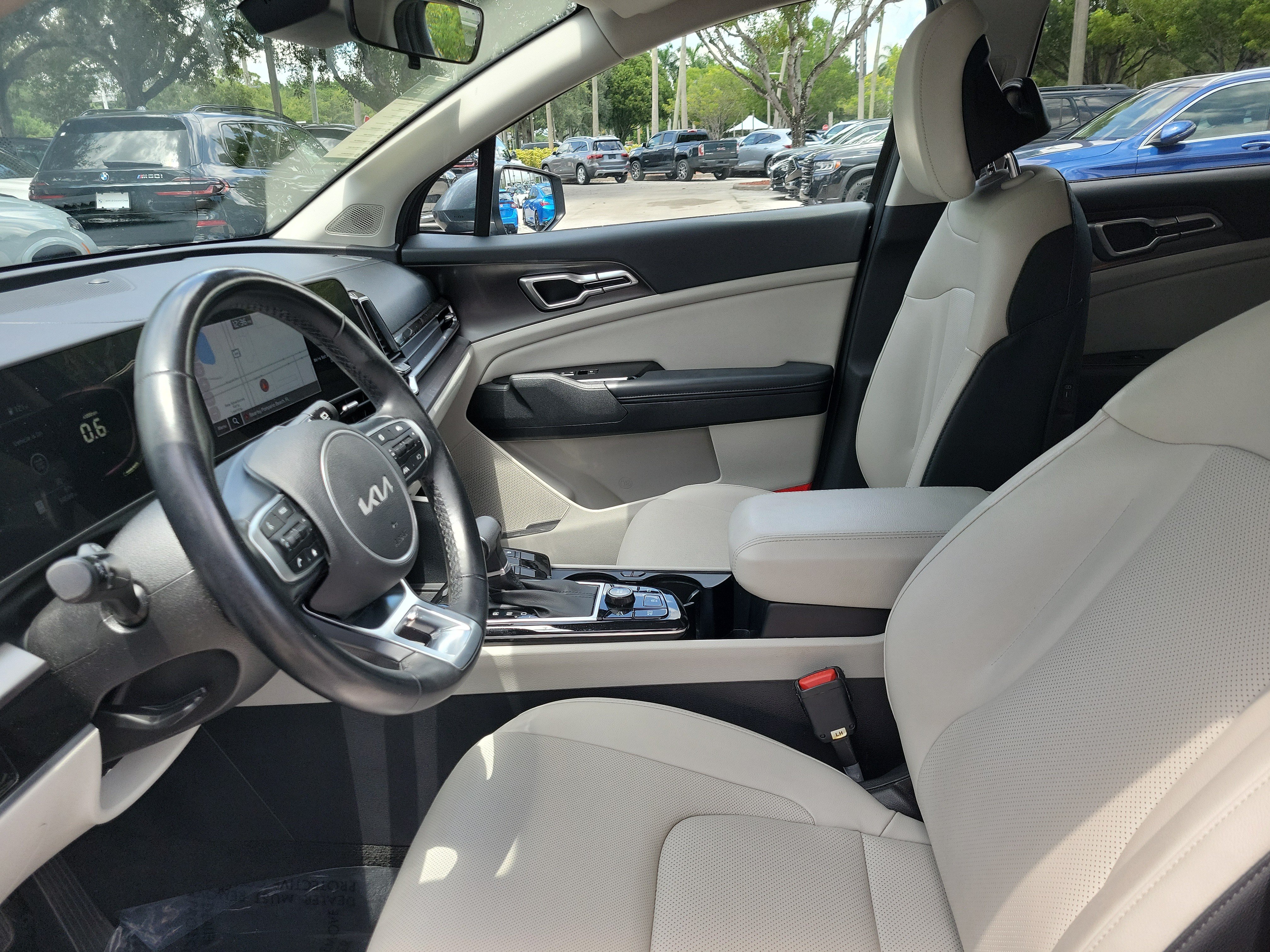 Used 2023 Kia Sportage EX FWD image 10