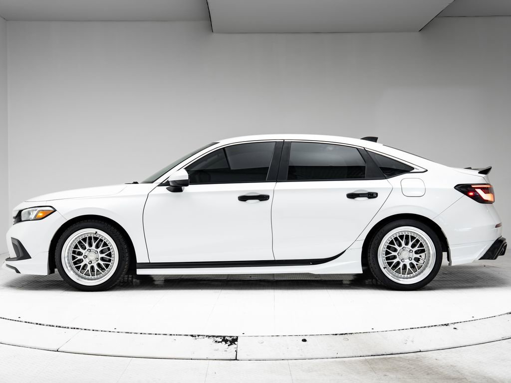 Used 2022 Honda Civic LX image 2