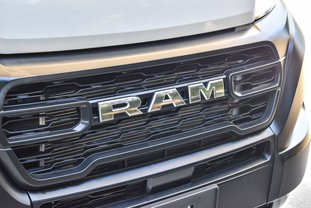 Used 2025 RAM ProMaster 2500 w/ Convenience Group image 9