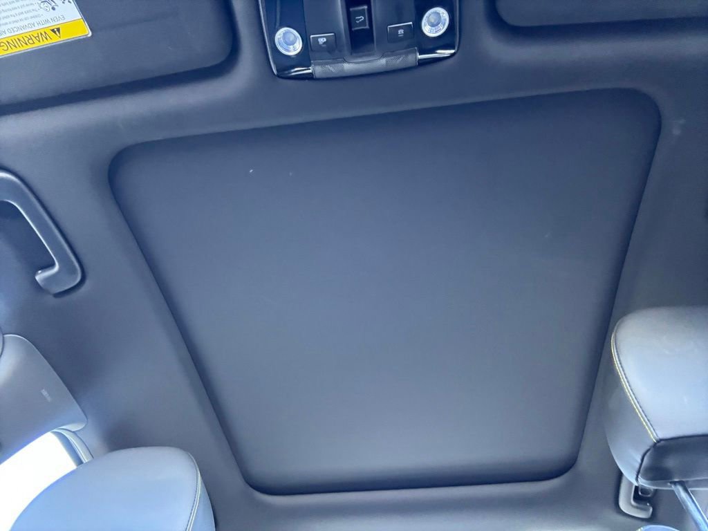 Used 2025 Kia K5 GT w/ GT1 Package FWD image 40