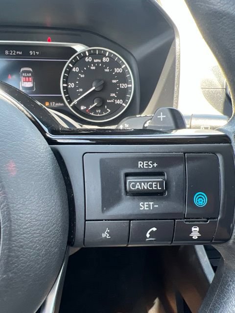 Used 2023 Nissan Rogue SV FWD image 13