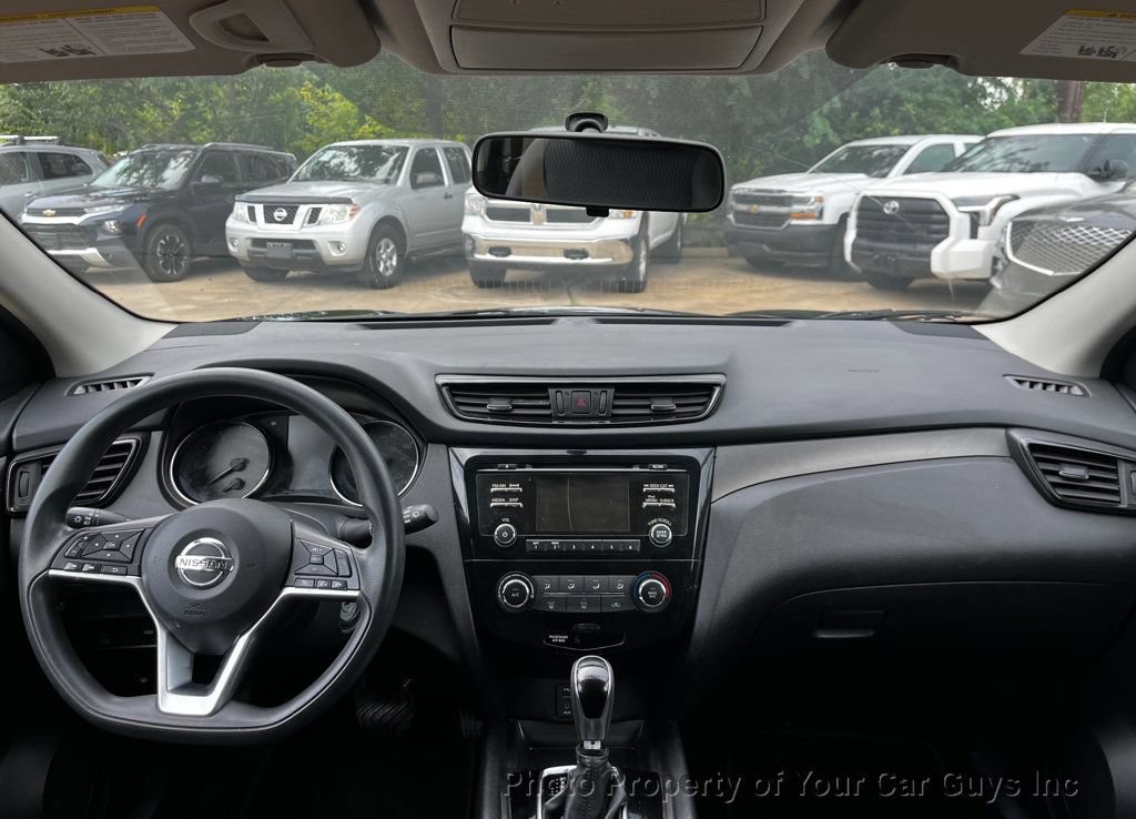 Used 2018 Nissan Rogue Sport S w/ S Appearance Package AWD/4WD image 19