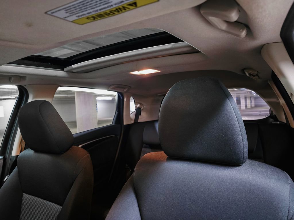 Used 2018 Honda Fit EX image 19